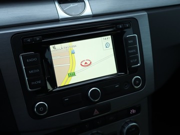 Volkswagen Passat B7 Limousine 2.0 TDI CR DPF BlueMotion 140KM 2014 VW Passat 2.0 TDI, Salon Polska, Serwis ASO, zdjęcie 11