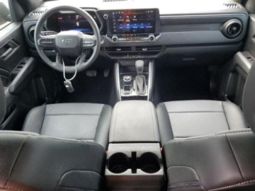 Chevrolet 2024 Chevrolet Colorado 2024, 2.7L, 4x4, TRAIL BOSS, od ubezpieczalni 2.7 310KM, zdjęcie 6