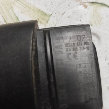 KLÍČEK KAPESNÍ NŮŽ OVLÁDAČ VW PASSAT B5 FL 1J0959753DA