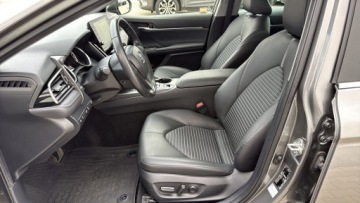 Toyota Camry IX Sedan 2.5 Hybrid Dynamic Force 218KM 2022 Toyota Camry 2.5 Hybrid Prestige CVT 2.5 Hybrid Pr, zdjęcie 12