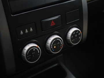 Nissan X-Trail II 2.0 dCi 173KM 2009 Nissan X-Trail 2.0 dCi, Salon Polska, 170 KM, zdjęcie 14