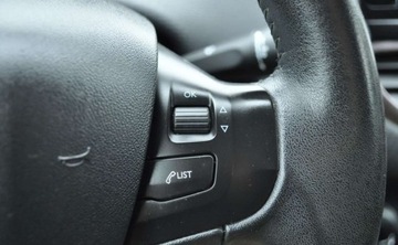 Peugeot 2008 I SUV 1.2 VTi 82KM 2013 Peugeot 2008 Benzyna Klimatyzacja 1.2 Benzyna 82KM, zdjęcie 22