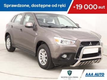 Mitsubishi ASX I SUV 1.8 DID MIVEC 150KM 2011 Mitsubishi ASX 1.8 DI-D MIVEC, Salon Polska