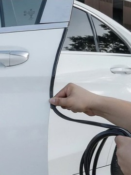 Протектор кромки двери CAR усиленный черный 5м