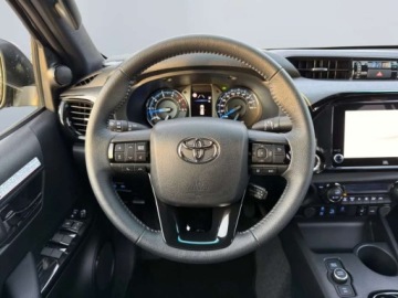 Toyota Hilux VIII Podwójna kabina Facelifting 2024 2.8 D-4D 204KM 2025 Toyota Hilux Pakiet holowniczy Pakiet Protection Invincible 2.8, zdjęcie 15