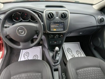 Dacia Sandero II Hatchback 5d TCe  90KM 2014 Dacia Sandero 0.9Tce 90KM Laurente, zdjęcie 6
