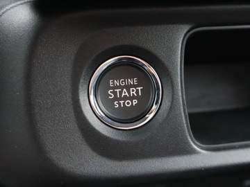 Citroen C3 III Hatchback Facelifting 1.2 PureTech 110KM 2023 Citroen C3 1.2 PureTech, Salon Polska, zdjęcie 16