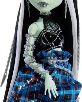 MATTEL Monster High Сшитая в стиле кукла Фрэнки Штейн