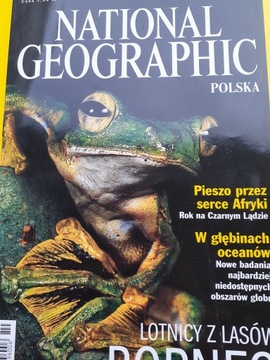 NATIONAL GEOGRAPHIC 10/ 2000