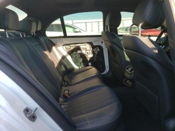 Mercedes Klasa E W213 2019 Mercedes-Benz Klasa E 2019r., 4MATIC, od ubezpieczalni 2.0 Benzyna 241KM, zdjęcie 8