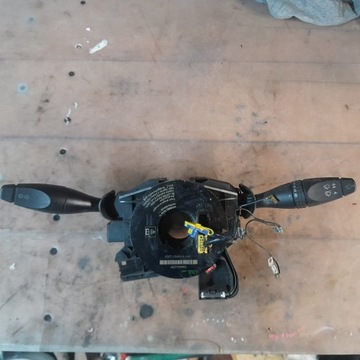 PRZELACZNIK ZESPOLONY SWIATEL FORD FIESTA VI MK6