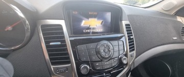 Chevrolet Cruze Hatchback 5d 1.7D  130KM 2013 Chevrolet Cruze 2013r, 1.7 CRDI. Lekko uszkodzony tyl. Jezdzi. 1.7 Diesel, zdjęcie 12