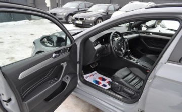 Volkswagen Passat B8 2020 Volkswagen Passat R-LINE 4-MOTION 2.0Tdi 240km DSG Kamera LED Nawigacja 2.0, zdjęcie 11