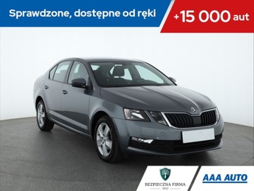 Skoda Octavia III Liftback Facelifting 1.5 TSI ACT 150KM 2018 Skoda Octavia 1.5 TSI, Salon Polska