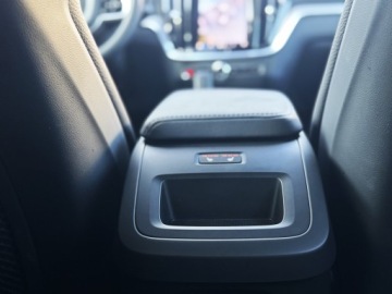 Volvo V60 II  Kombi Facelifting 2.0 B4 B 197KM 2025 Volvo V60 B4 B Plus Dark | Harman Kardon | Full LE, zdjęcie 21