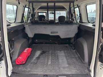 Dacia Dokker Van Facelifting 1.5 Blue dCi 95KM 2020 Dacia Dokker Laureate / Czujniki parkowania / FV23, zdjęcie 16