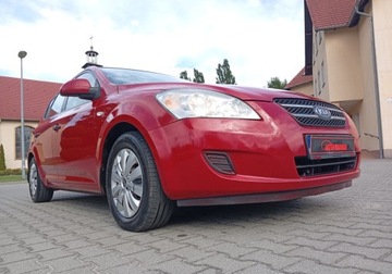 Kia Ceed I Hatchback 1.6 CRDi 90KM 2009 Kia Ceed Kupiony w Polsce - ubezpieczony - klimatyzacja 1.6 Diesel 90KM, zdjęcie 5