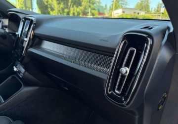 Volvo XC40 Crossover 2.0 D3 150KM 2020 Volvo XC 40 2,0 D3 R-Design FullLed El.Klapa Grz.Fotele Skora Serwis Gwara, zdjęcie 25