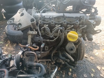 SILNIK KOMPLETNY 1,9 DCI 1.9 TDCI TRAFIC VIVARO MASTER LAGUNA F9K