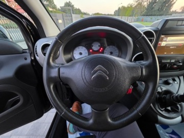 Citroen Berlingo II Combi Facelifting 2015 1.6 BlueHDi 120KM 2016 Citroen Berlingo 1.5 120Ps Navi Kamera Piekny Gwarancja 1.6 Diesel 120KM, zdjęcie 11
