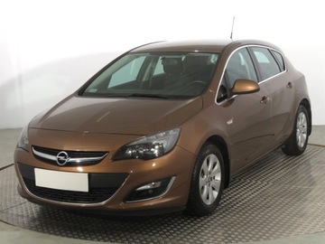 Opel Astra J Hatchback 5d Facelifting 1.6 Twinport ECOTEC 115KM 2015 Opel Astra 1.6 16V, Salon Polska, 1. Właściciel, zdjęcie 1