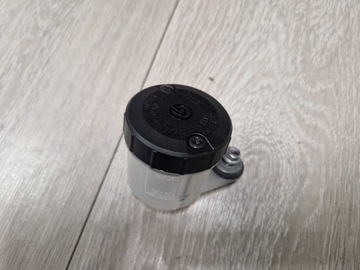 БАЧОК ТОРМОЗНОЙ ЖИДКОСТИ TRIUMPH SPEED TRIPLE BREMBO DAYTONA NEW