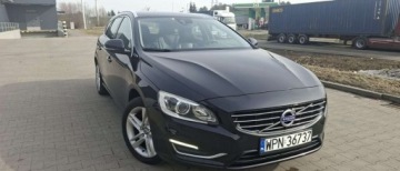 Volvo V60 I 2013 Volvo V60 Volvo V60 D6 AWD Plug-in Hybrid Summum 2.4 Hybryda Plug-in 220KM