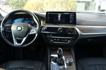 BMW Seria 5 G30-G31 Limuzyna Facelifting 2.0 520i 184KM 2021 BMW Seria 5 Bezwypadek sDrive PHEV XtraBoost Tempomat Asyst. park FV, zdjęcie 12