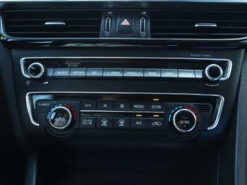Kia Optima II Kombi PHEV Facelifting 2.0 GDi PHEV 205KM 2019 Kia Optima 2.0 plug-in, Automat, Skóra, Navi, zdjęcie 12