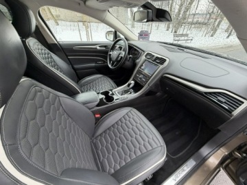 Ford Mondeo V Kombi 2.0 TDCi Bi-Turbo 210KM 2015 Ford Mondeo Vignale 2.0 BI-TURBO TDCI 210 Koni, zdjęcie 29