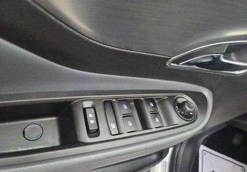 Opel Mokka I SUV 1.6 ecoFLEX 115KM 2013 Opel Mokka Opel Mokka 1.6 ecoFLEX StartStop Color Edition 1.6 Benzyna, zdjęcie 12