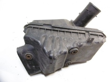 AVENSIS II T25 POUZDRO FILTRU 2,0D4D 17701-27140