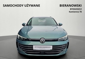 Volkswagen Passat B8 Variant Facelifting 2.0 TDI SCR 150KM 2024 Volkswagen Passat Variant Bogata wersja - Masaze - Virutal Cockpit - Alcan, zdjęcie 34