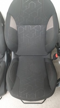 KOMPLET SEDADLA PEUGEOT 2008 #1830