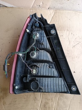 PRAVÁ ZADNÍ SVĚTLO SUBARU FORESTER SG 2003R. ORIGINÁLNÍ SPRÁVNÁ