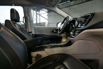 Chrysler Pacifica II 3.6 V6 291KM 2022 Chrysler Pacifica Limited 3.6L V6 291KM Panorama Radar Odkurzacz Cam360 Ma, zdjęcie 24