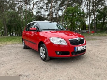 Skoda Fabia II Hatchback 1.2 i HTP 12V 70KM 2009 Skoda Fabia 1.2 12V Sport 70KM 2009r, zdjęcie 5