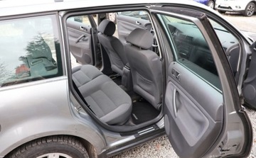 Volkswagen Passat B5 Kombi 1.9 TDI 130KM 2003 Volkswagen Passat Variant Legendarny 1.9 TDI 1.9 Diesel 130KM, zdjęcie 10