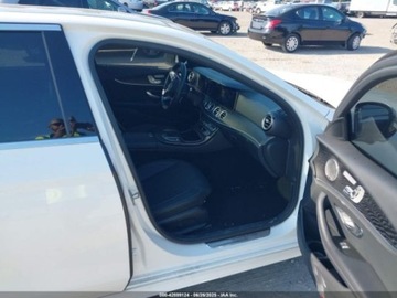 Mercedes Klasa E W213 2021 Mercedes-Benz Klasa E E350 4matic 2.0 Benzyna 255KM, zdjęcie 9