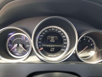 Mercedes Klasa C W205 2013 Mercedes-Benz Klasa C 63 AMG 2013 6.2l 6.2 Benzyna 451KM, zdjęcie 9