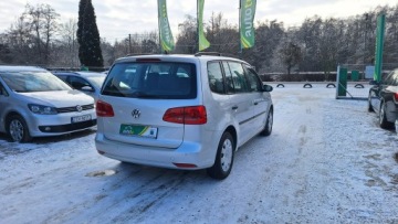 Volkswagen Touran II 1.6 TDI 105KM 2010 Volkswagen Touran 7 Miejsc, zdjęcie 3