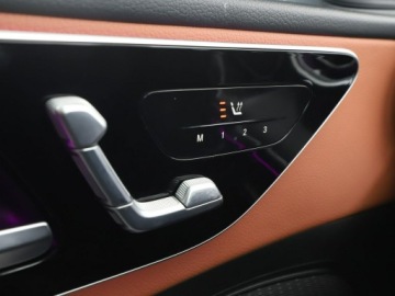 Mercedes Klasa C W206 2022 Mercedes C 220 mHEV 4x4 automat skóra panorama, zdjęcie 36