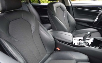 BMW Seria 5 G30-G31 Touring 520d 190KM 2020 BMW Seria 5 2,0D 190 KM X-DRIVE Full Led Nawigacja SPORT-LINE 2.0 Diesel, zdjęcie 27