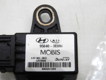 ДАТЧИК ESP KIA SORENTO I 2.4 B 95640-3E000