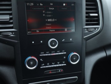 Renault Megane IV Hatchback 5d 1.6 SCe 114KM 2017 Renault Megane 1.6 SCe, Salon Polska, zdjęcie 11