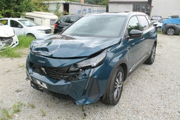 Peugeot 5008 II Crossover Facelifting 1.2 PureTech 130KM 2023 Peugeot 5008 ROK 2023 POJ 1,2 131 KM