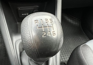 Kia Venga Mikrovan 1.6 DOHC CVVT 125KM 2015 Kia Venga 1.6Benz.125KM 6Bieg.LEDY Klima Parktr.aux USB 2xOpon Faktura Gwa, zdjęcie 23