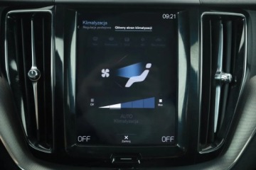 Volvo XC60 II Crossover D4 190KM 2019 Volvo XC60 D4, Salon Polska, 187 KM, Automat, zdjęcie 10