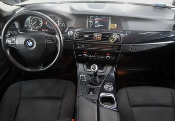 BMW Seria 5 F10-F11 Touring 520d 184KM 2012 BMW Seria 5 Polski salon_2.0 diesel _ 184 KM _ KOMBI Hak 2.0 Diesel 184KM, zdjęcie 4