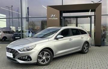Hyundai i30 III Wagon Facelifting 1.5 T-GDI 48V 160KM 2021 Hyundai i30 COMFORT Automat DCT 160 KM Salon Polska FV23 1.5 160KM, zdjęcie 3